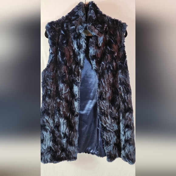 Blue Faux Fur Vest - Picture 3 of 4